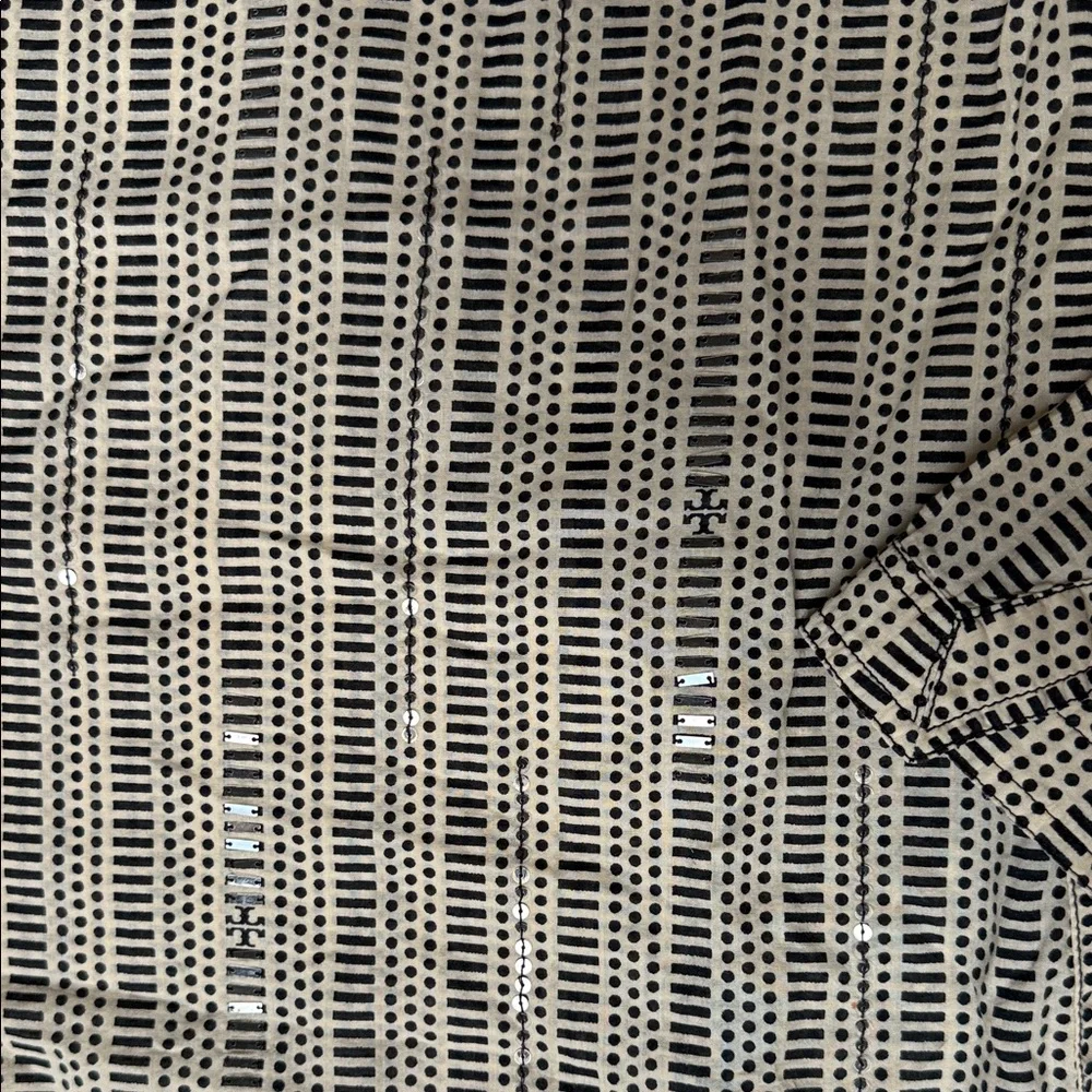 Tory Burch stylish monochrome